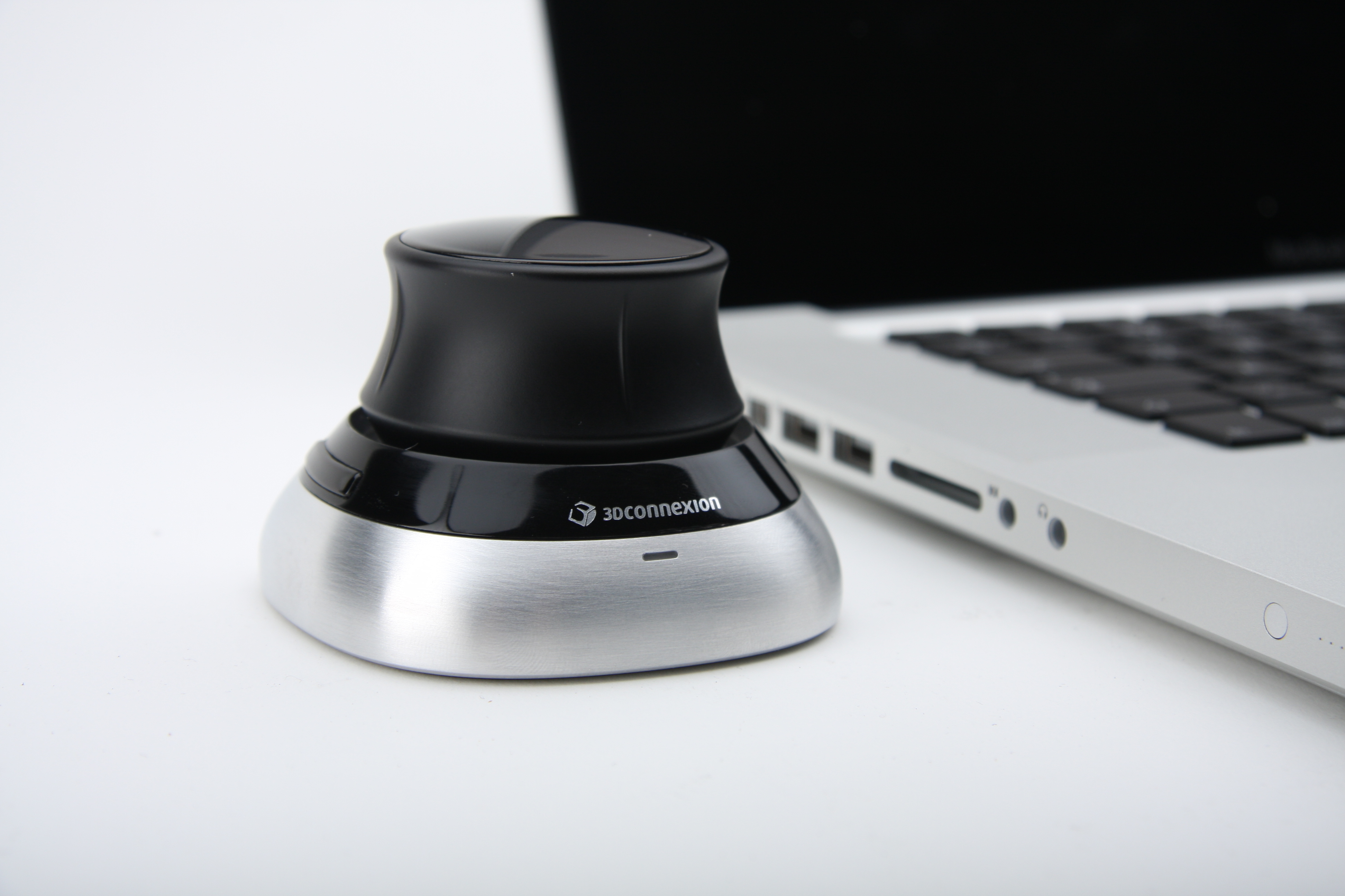 SpaceMouse Wireless