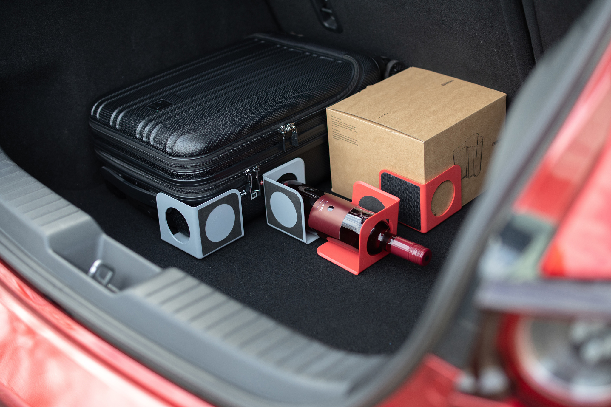 Nook – Car Trunk Stabilizers